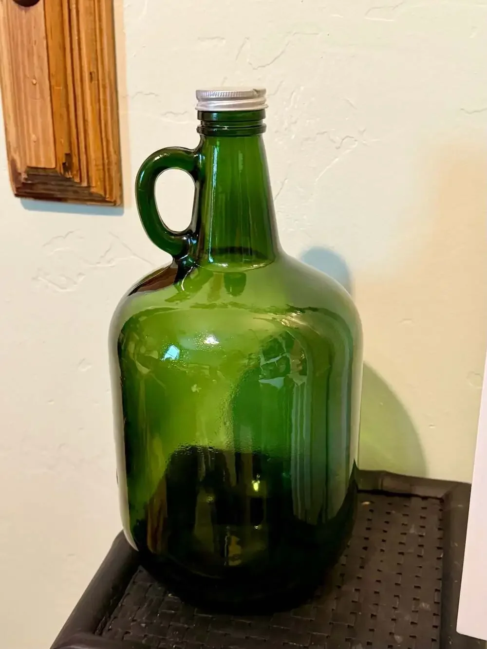 Vintage Emerald Green Glass 1 Gallon Jug with Screw Top Lid